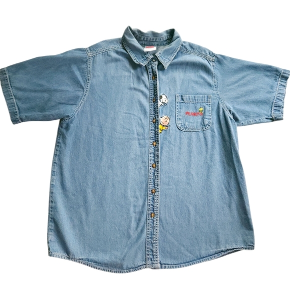 Peanuts Tops - Vintage Snoopy Peanuts Chambray Denim Button Up Pocket Shirt 14w/16w